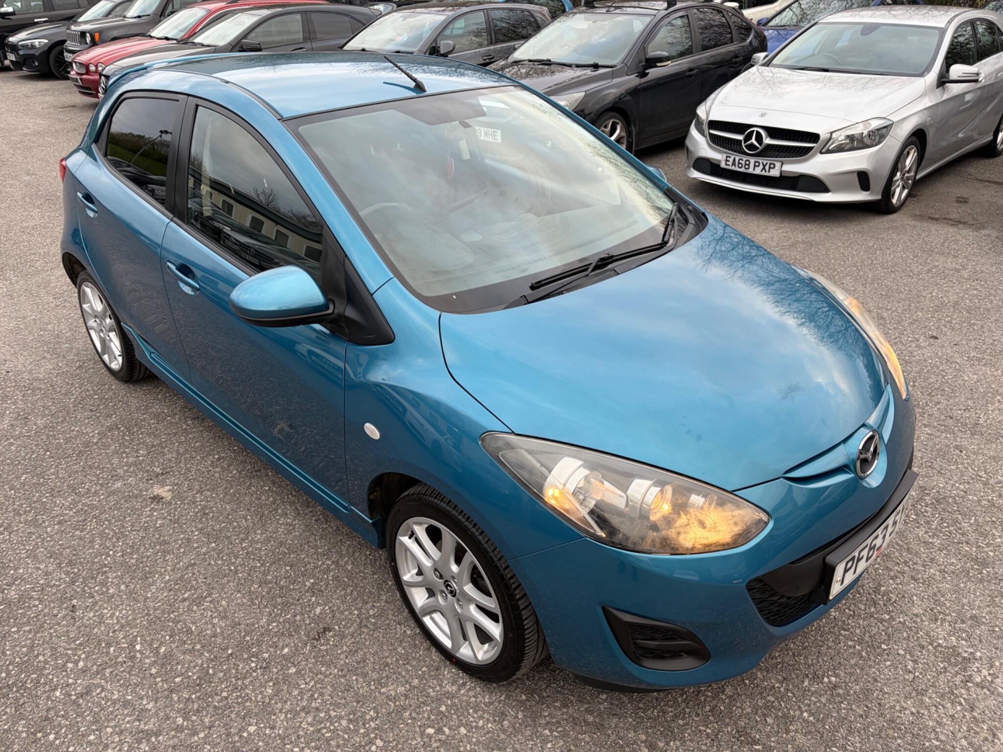 Mazda MAZDA2 - Image 2