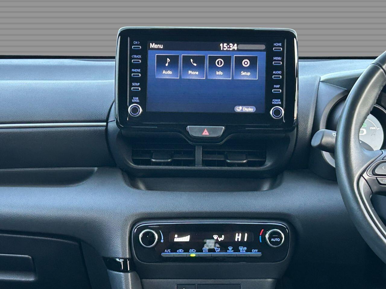 Toyota Yaris - Image 20