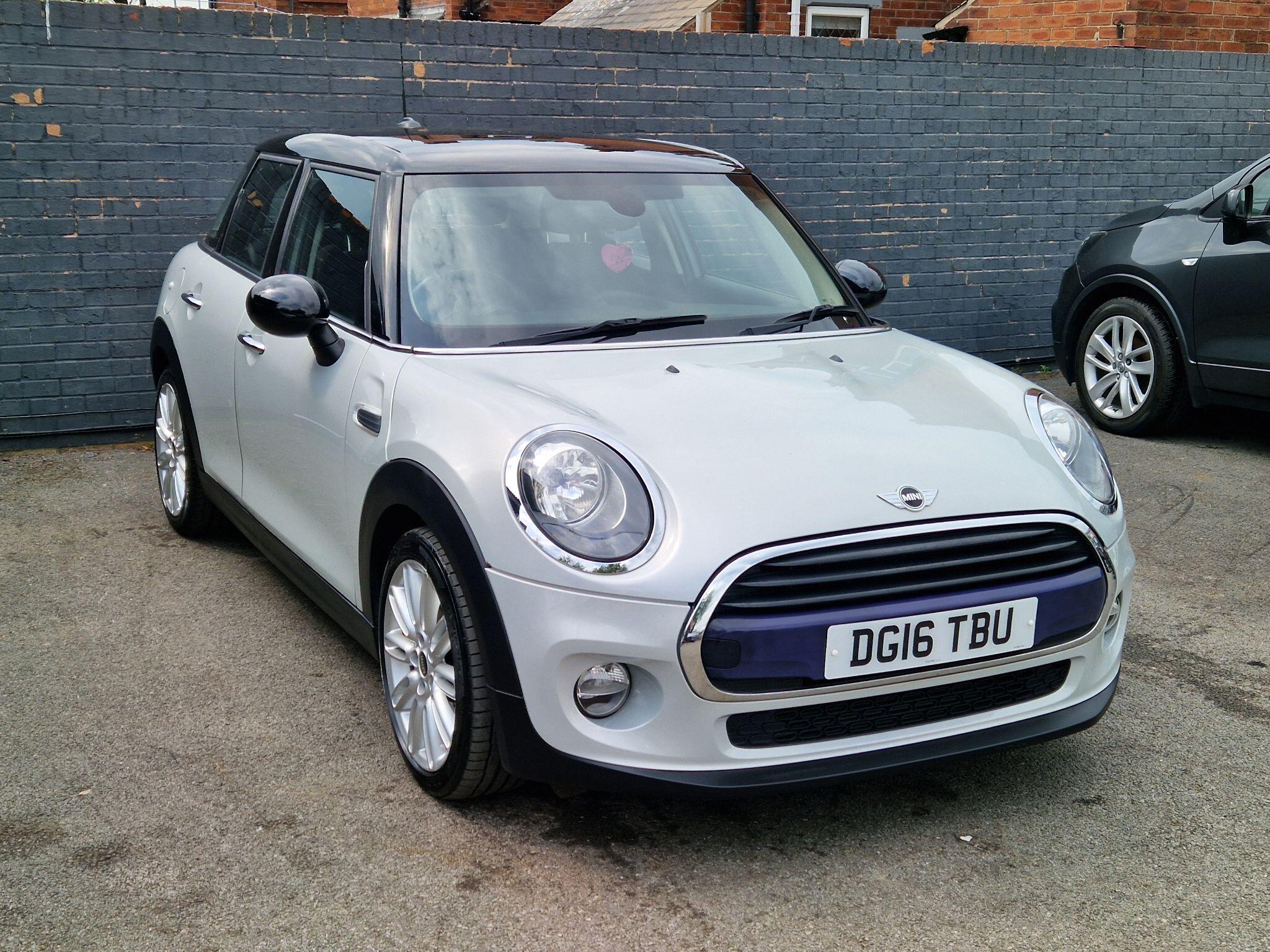 MINI Hatch - Image 3