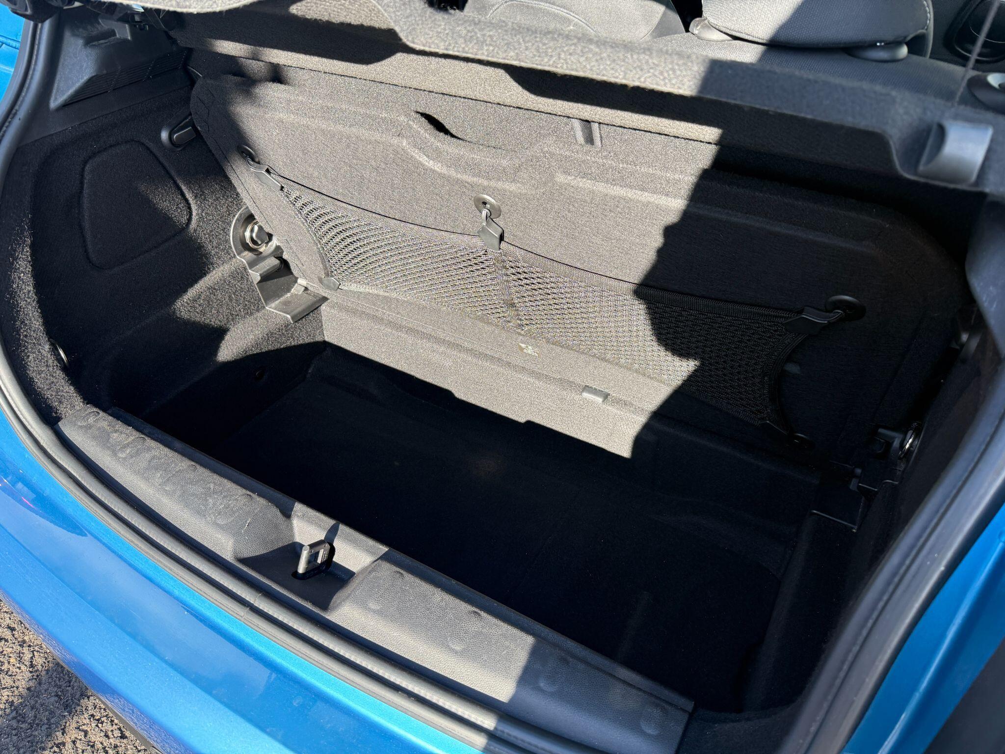 MINI Hatch - Image 59