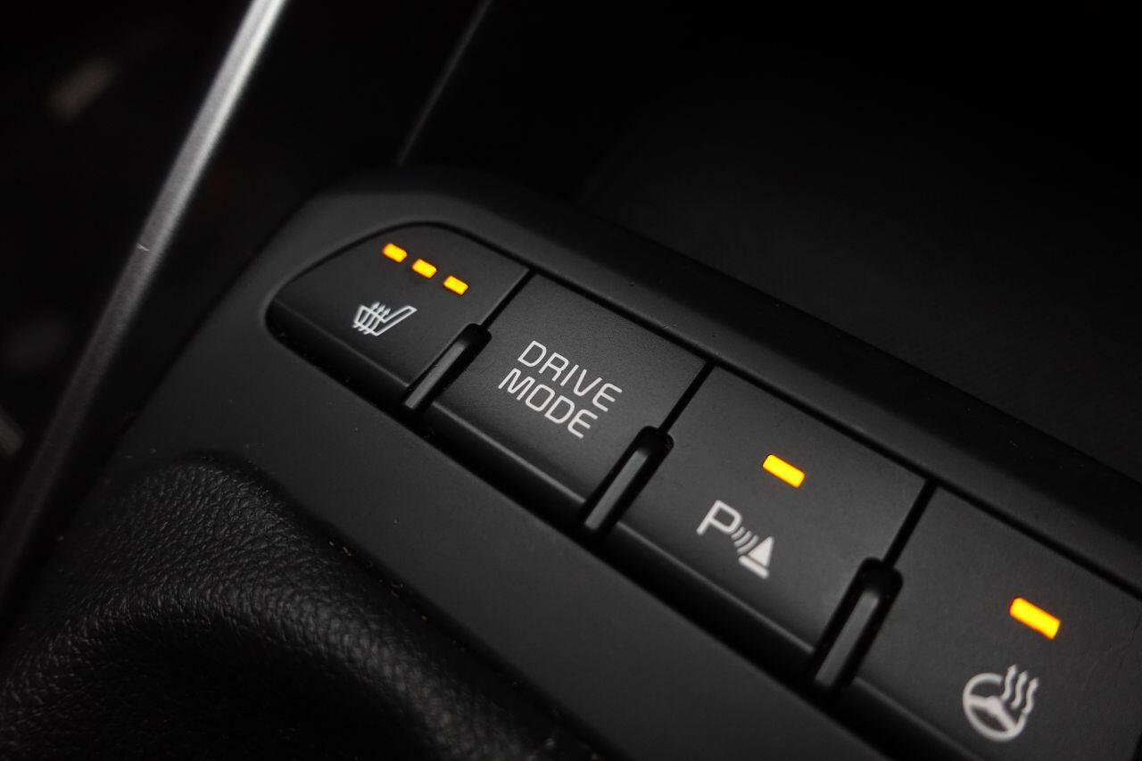 Kia Stonic - Image 41