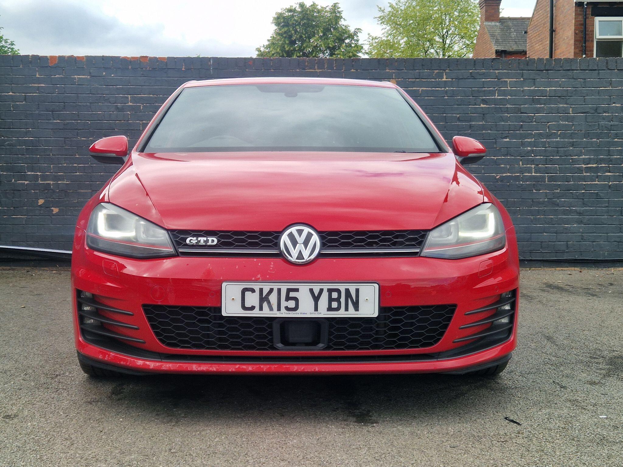 Volkswagen Golf - Image 17