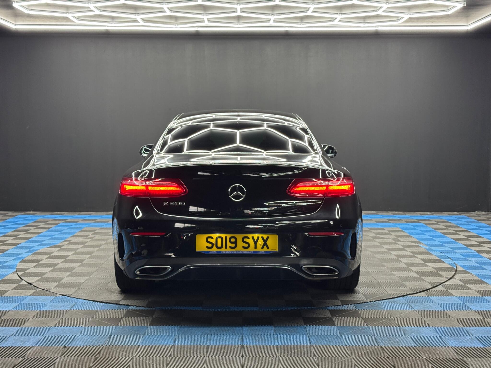 Mercedes E Class - Image 6