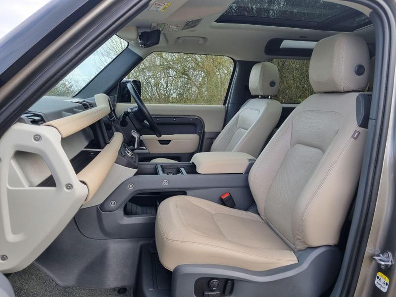 Land Rover Defender 90 - Image 4