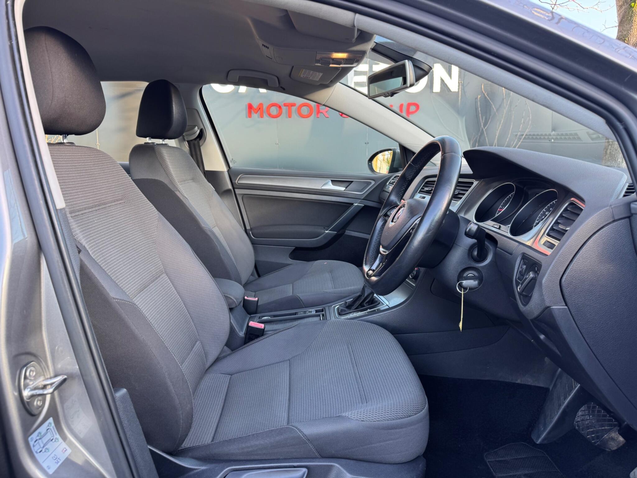 Volkswagen Golf - Image 16
