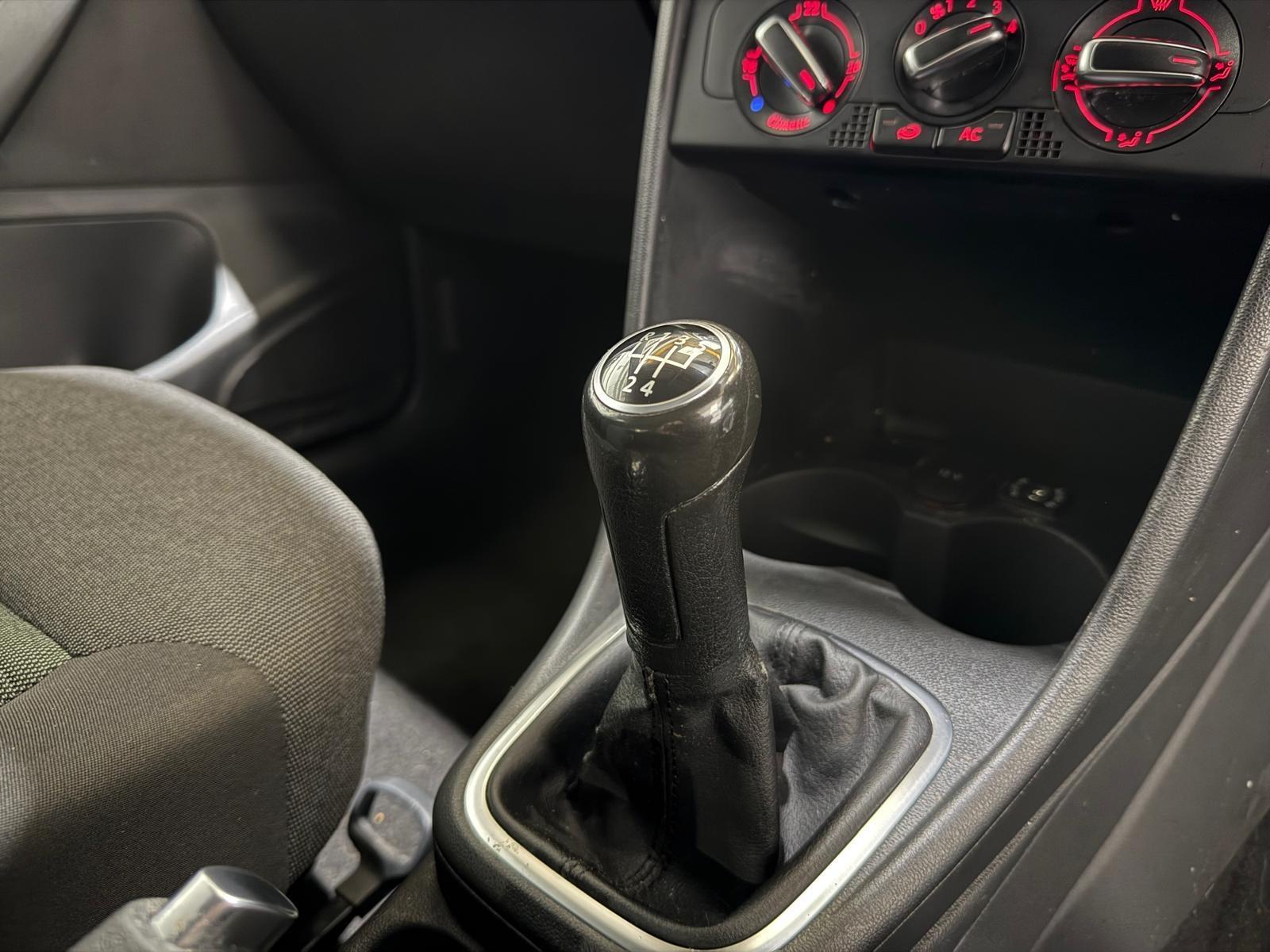 Volkswagen Polo - Image 17