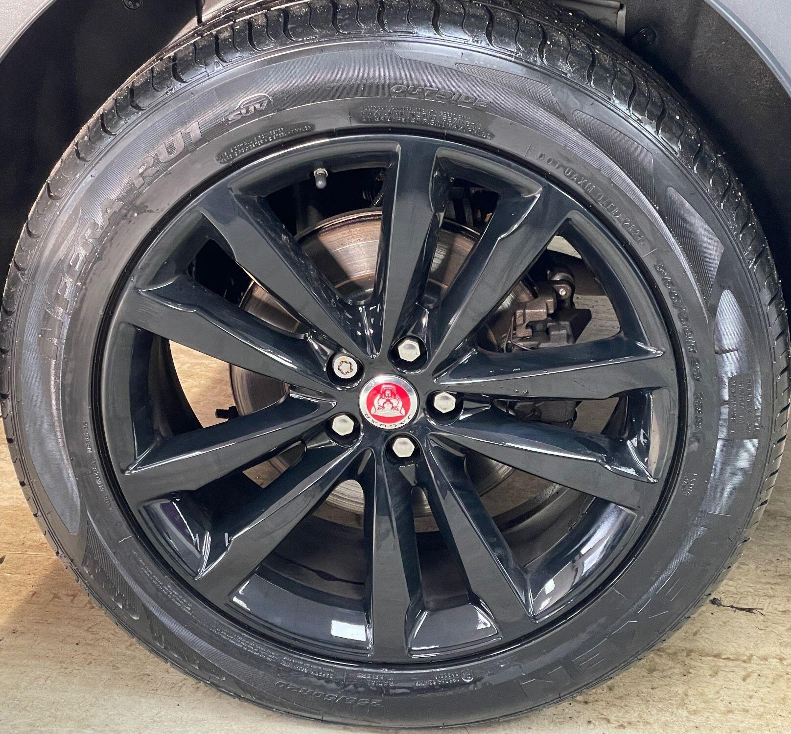 Jaguar F-Pace - Image 17