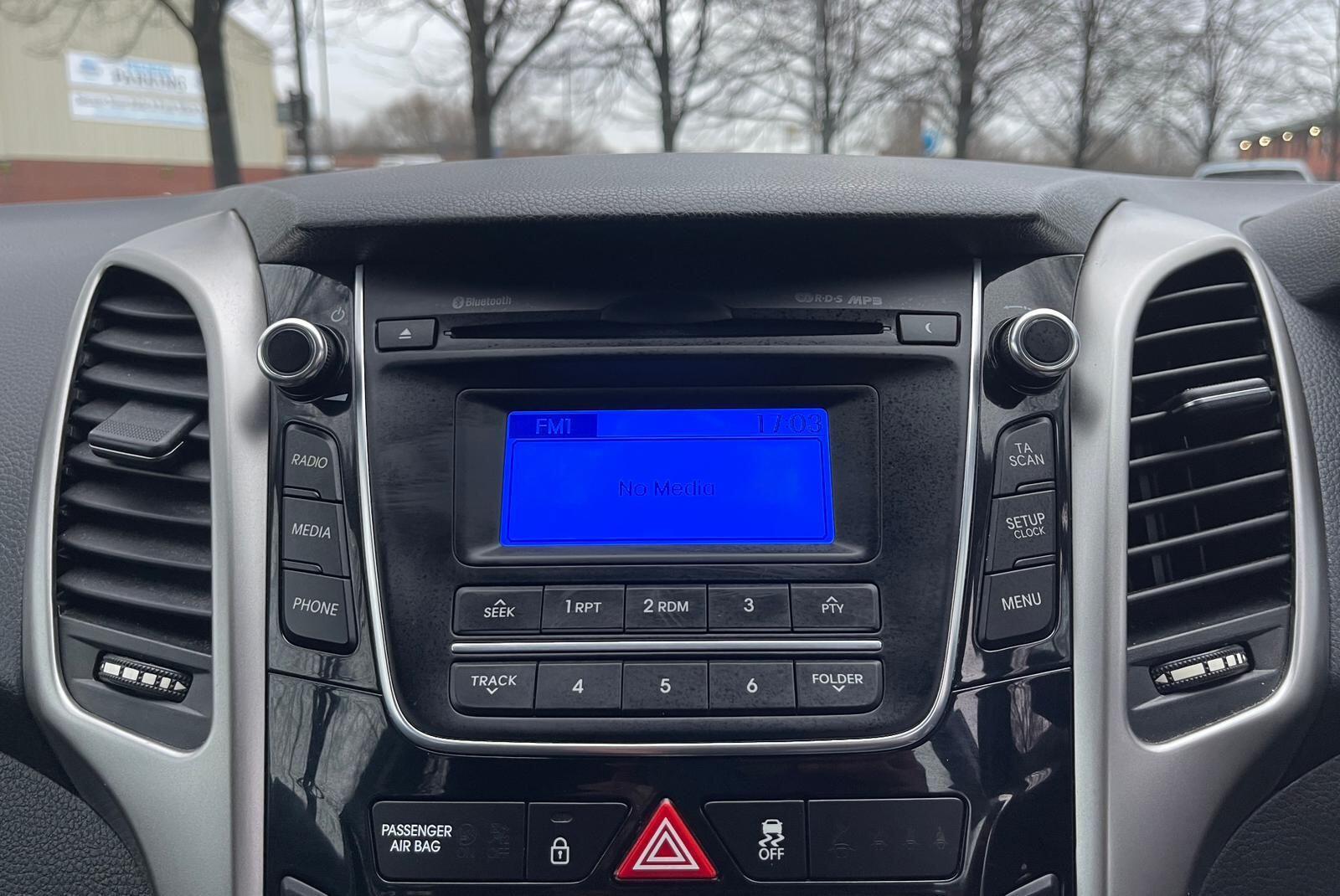 Hyundai i30 - Image 34