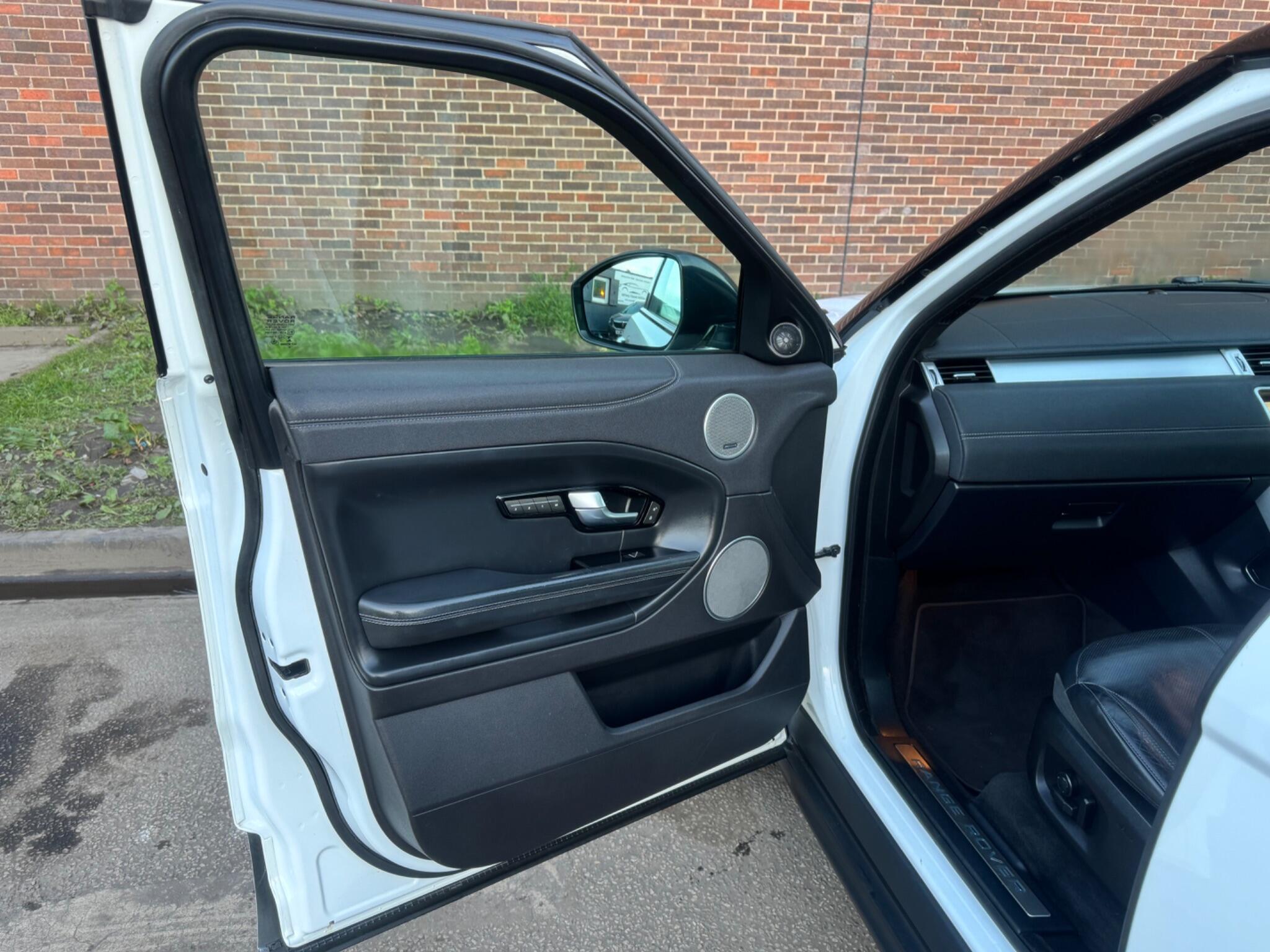 Land Rover Range Rover Evoque - Image 42