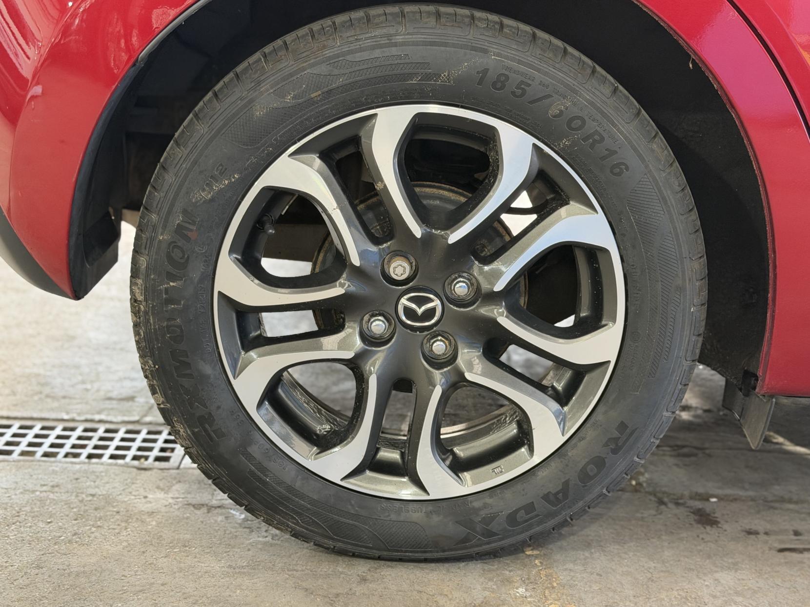 Mazda MAZDA2 - Image 16