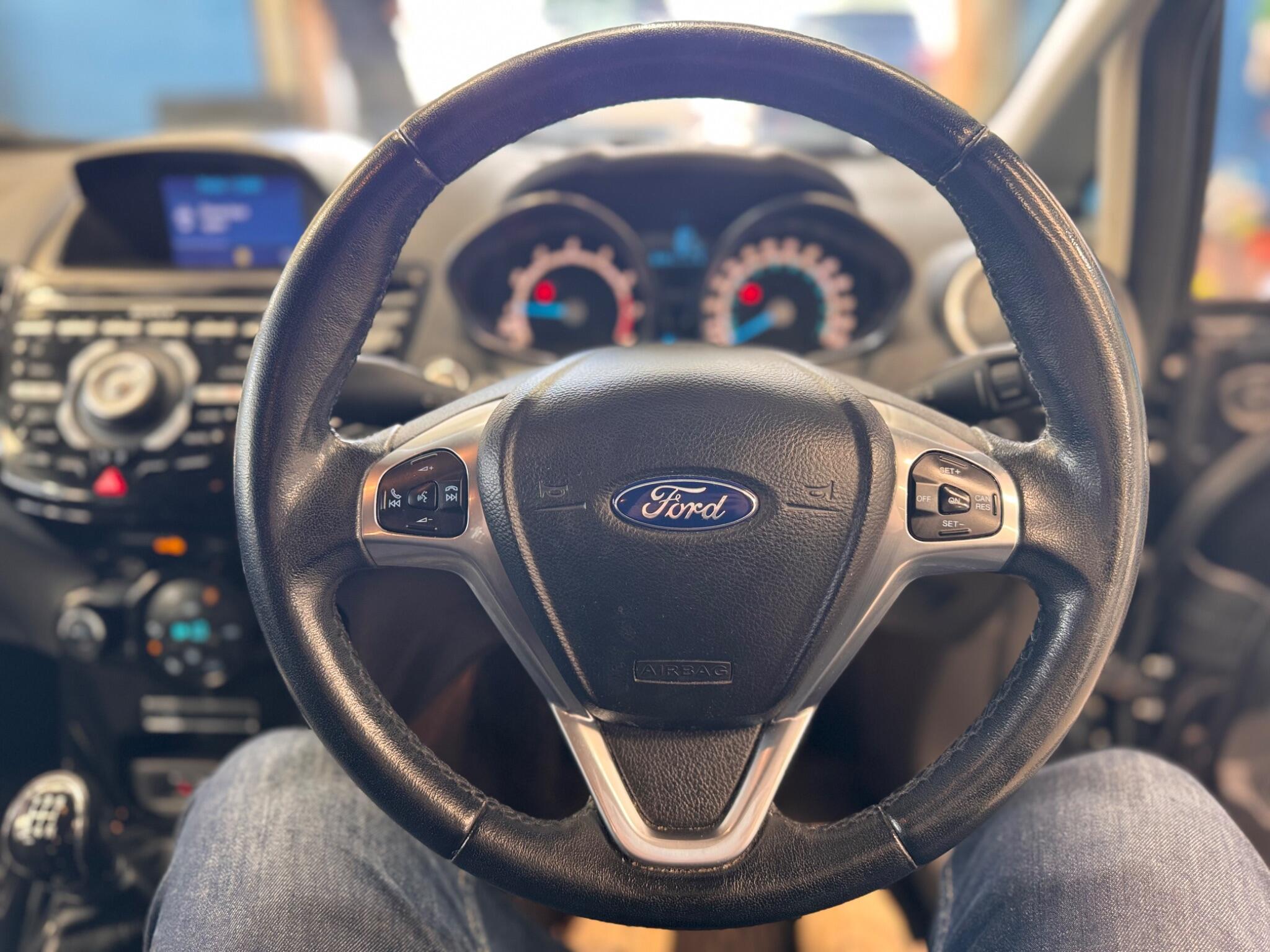 Ford Fiesta - Image 22