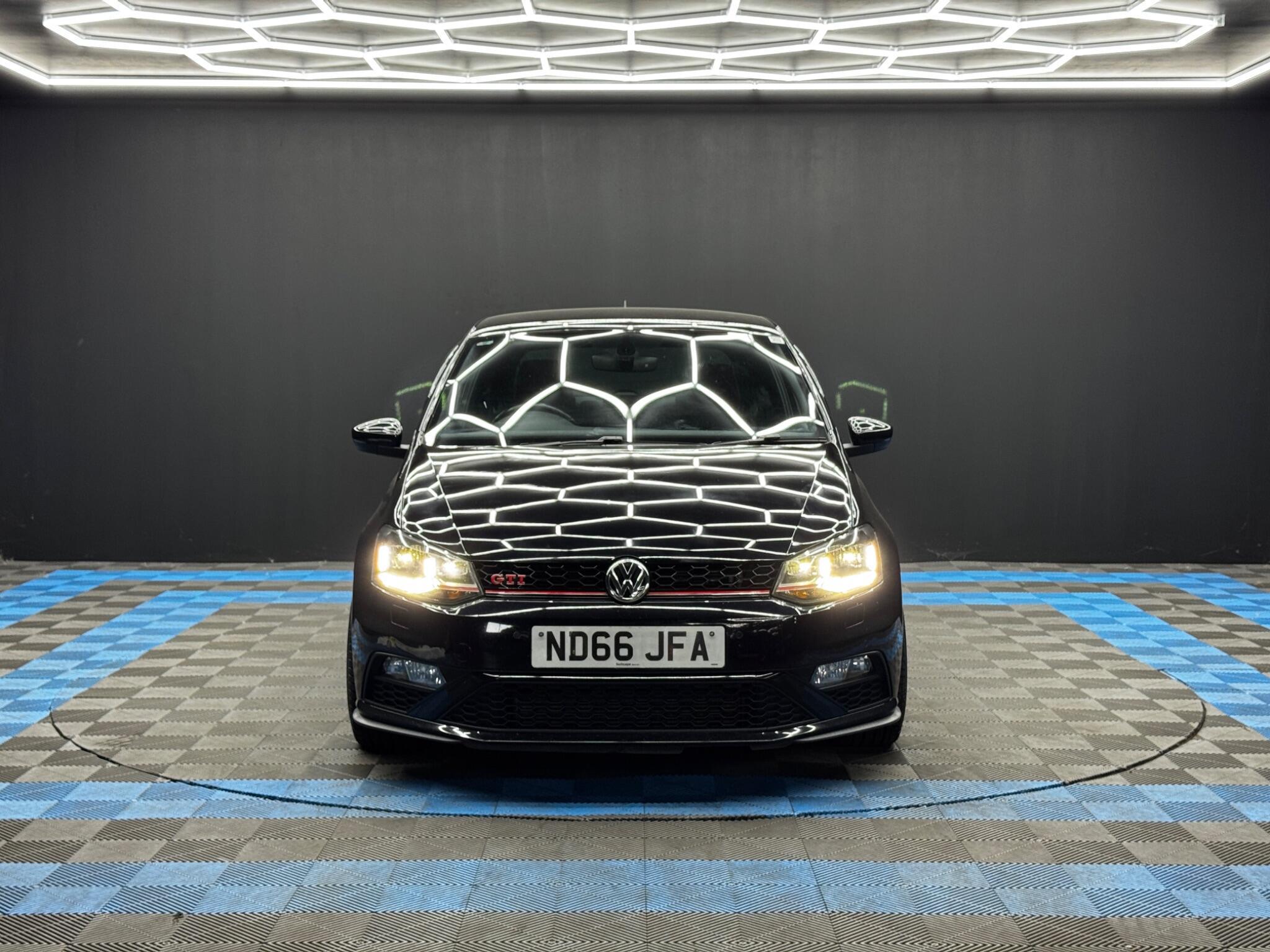 Volkswagen Polo - Image 2