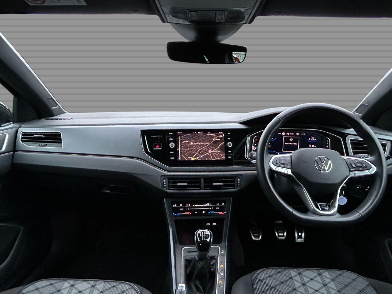 Volkswagen Taigo - Image 12