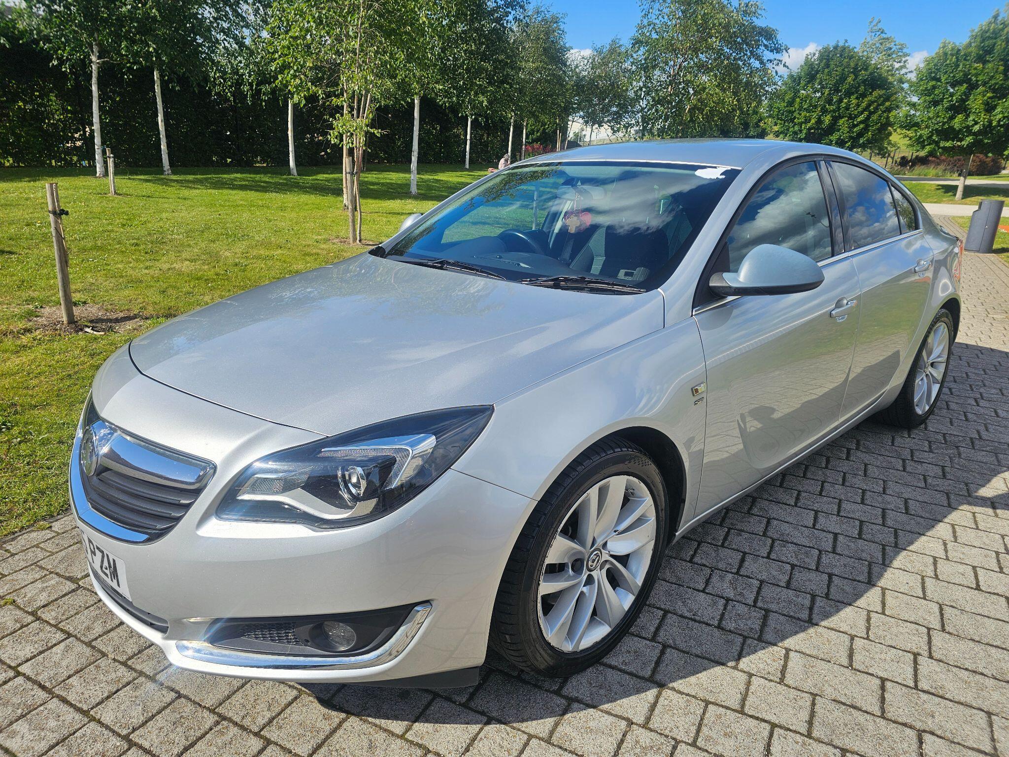 Vauxhall Insignia - Image 8