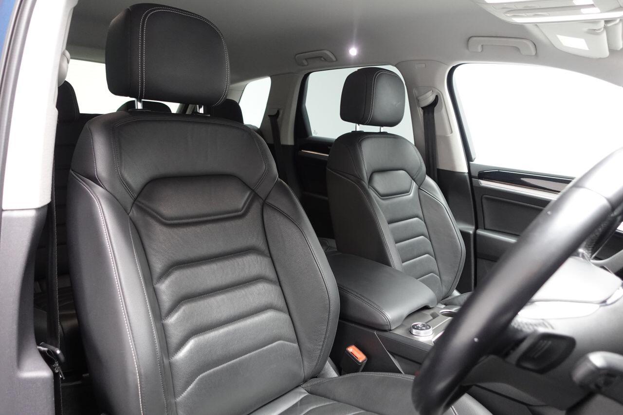 Volkswagen Touareg - Image 4