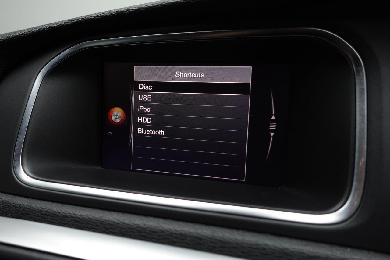 Volvo V40 - Image 26