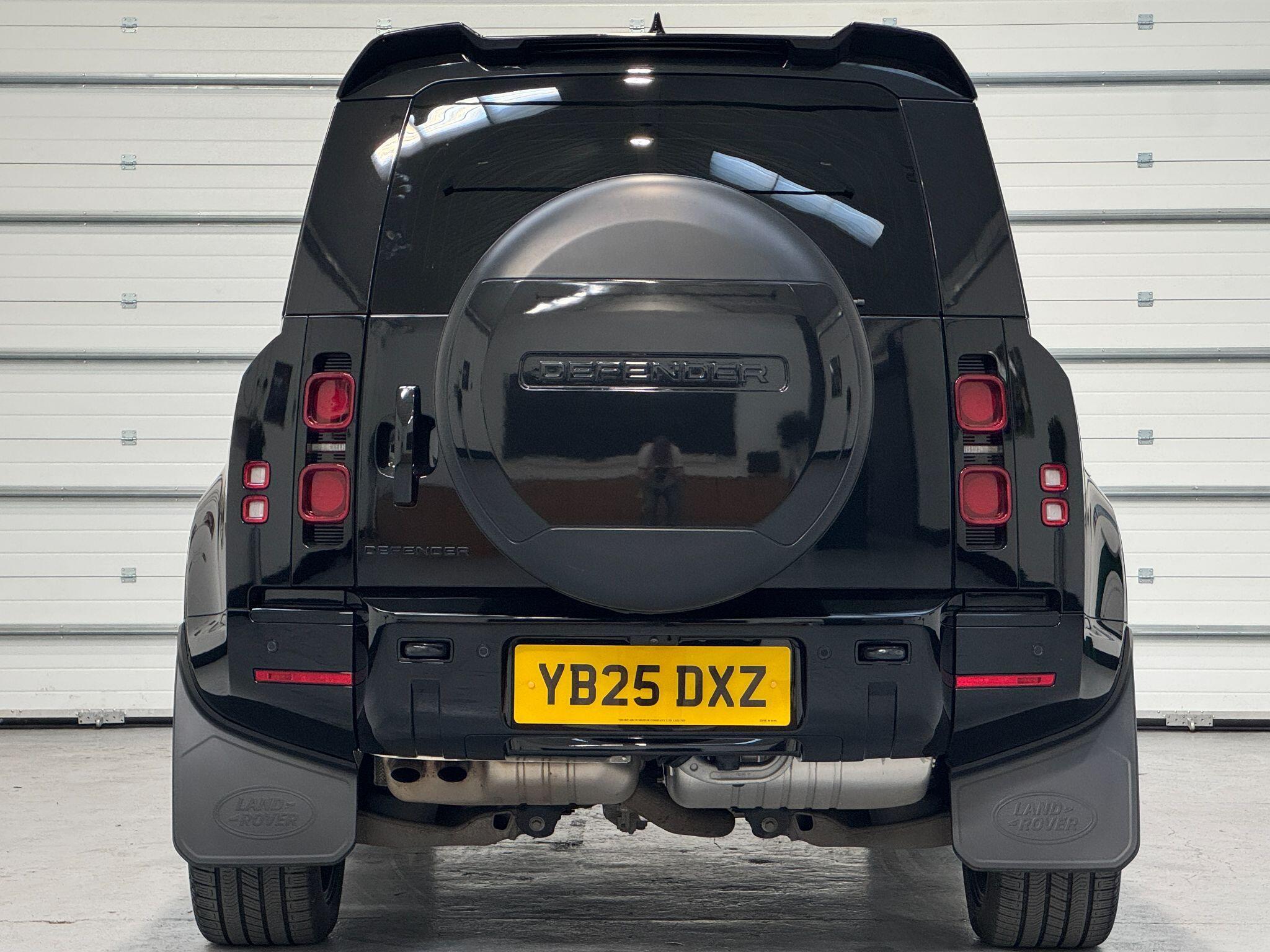 Land Rover Defender 110 - Image 13
