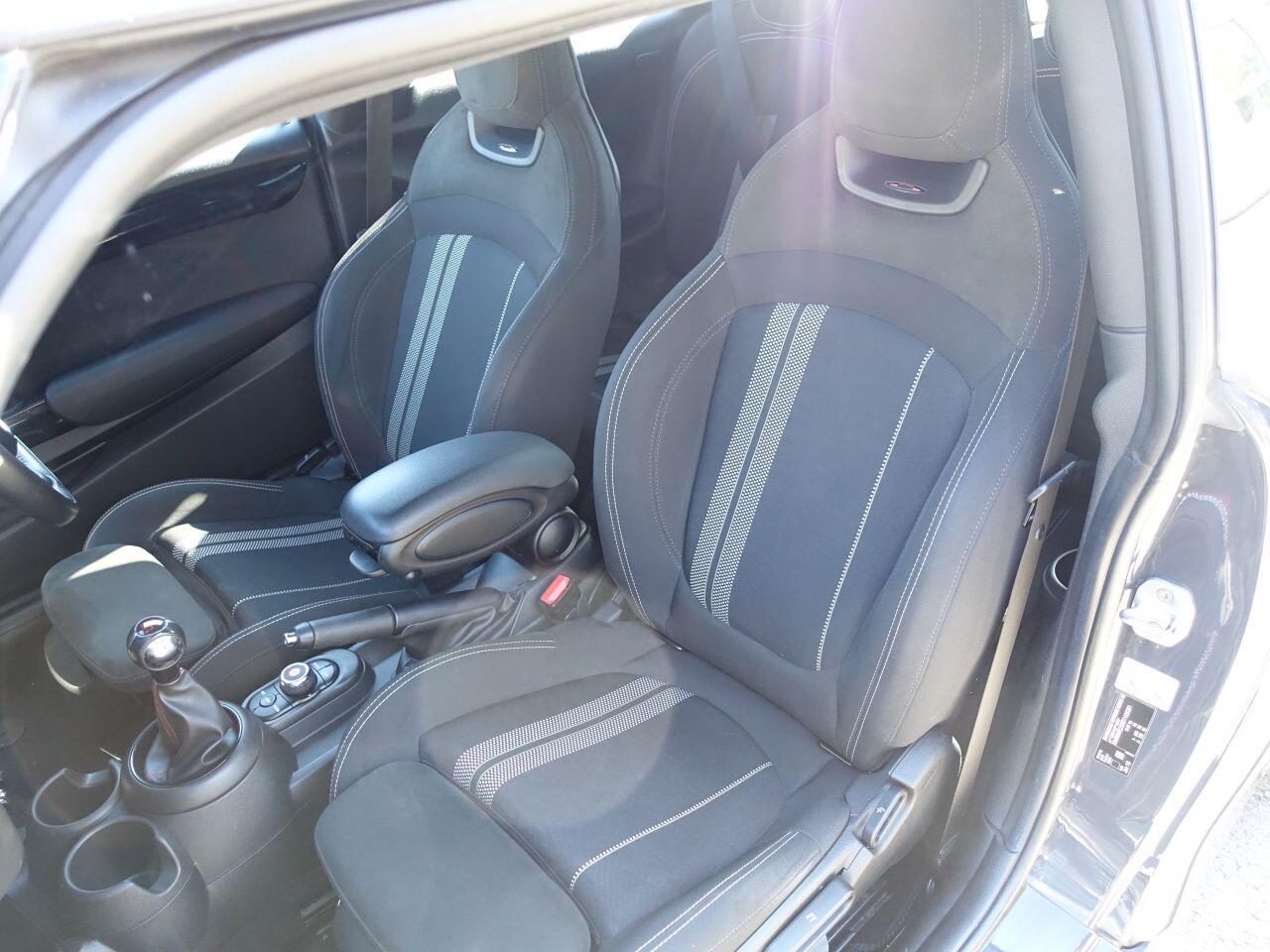 MINI Hatch - Image 12