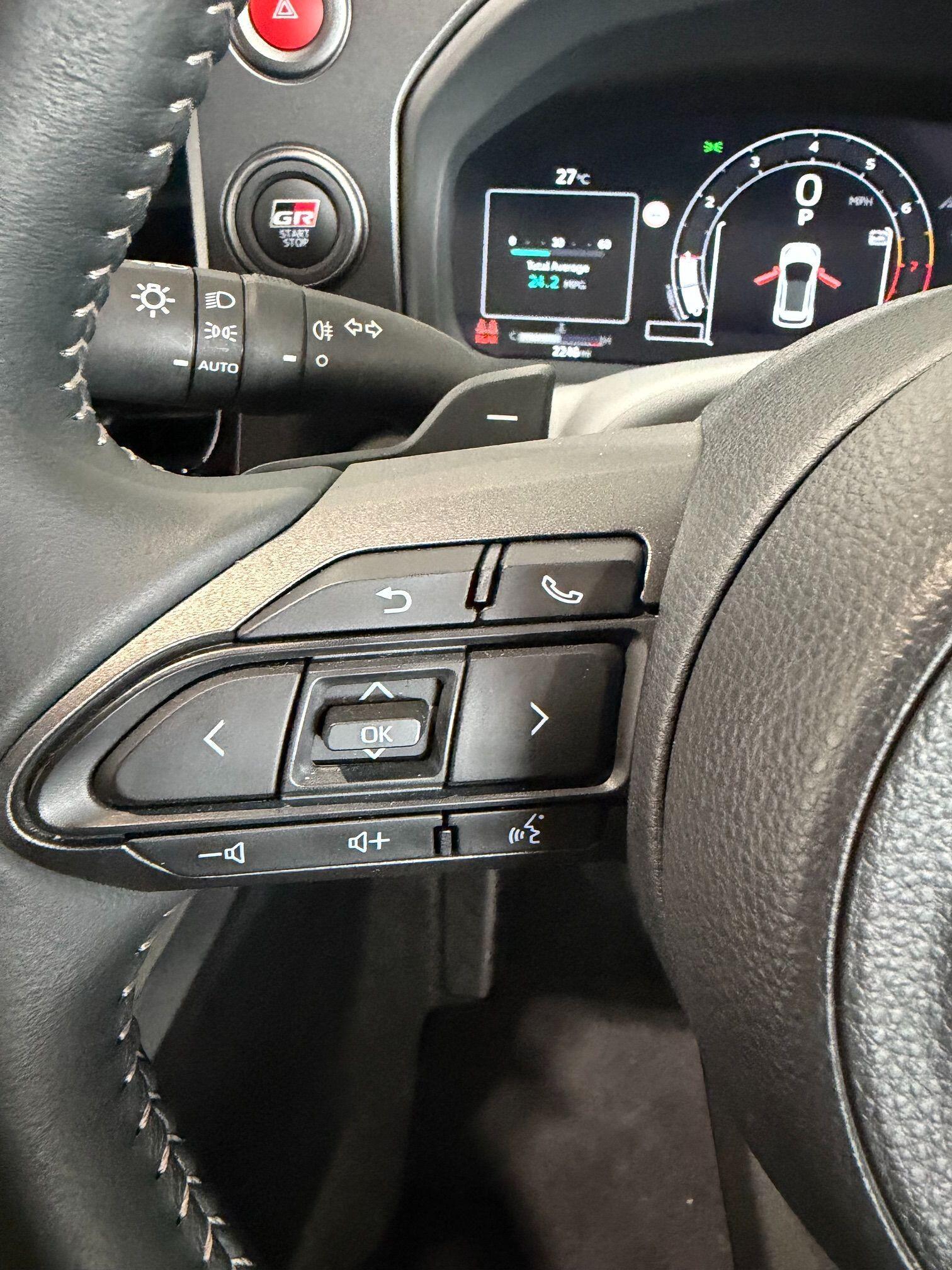Toyota Yaris - Image 14