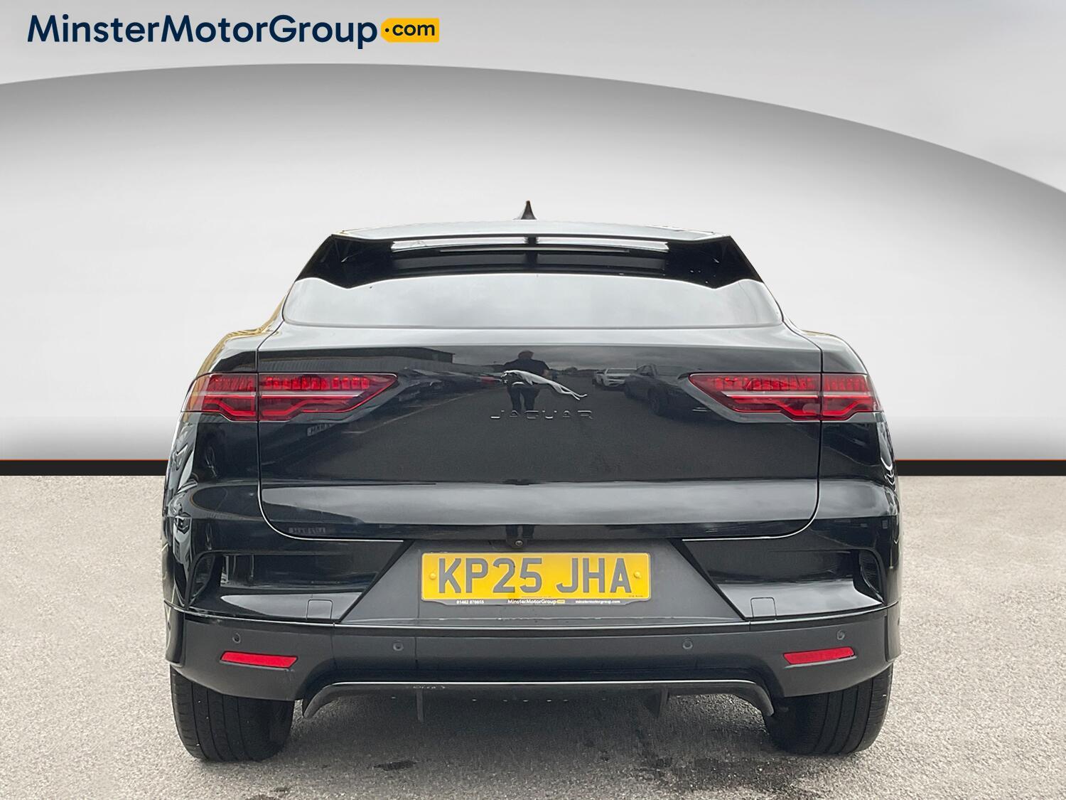 Jaguar I-Pace - Image 4