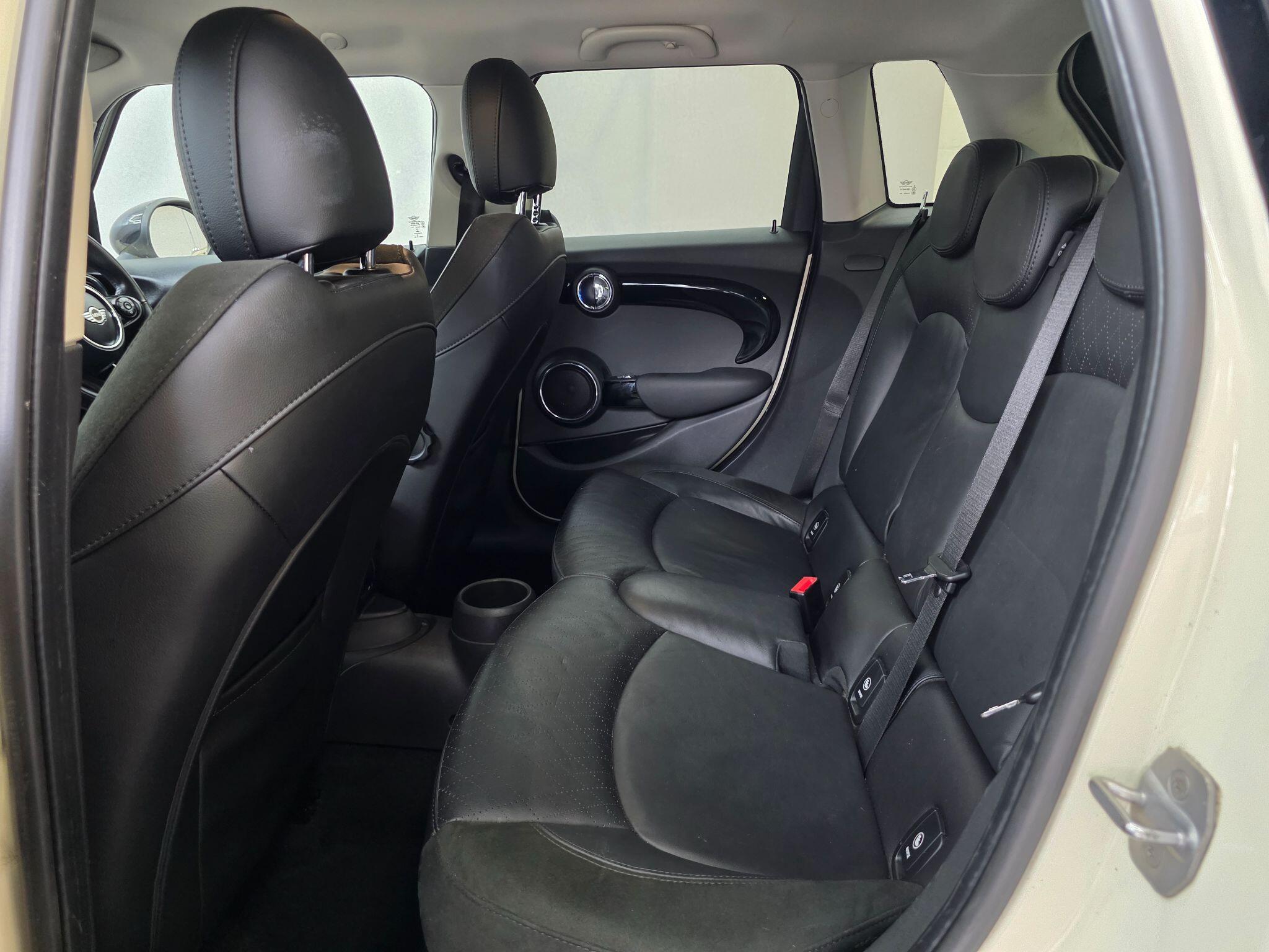 MINI Hatch - Image 26