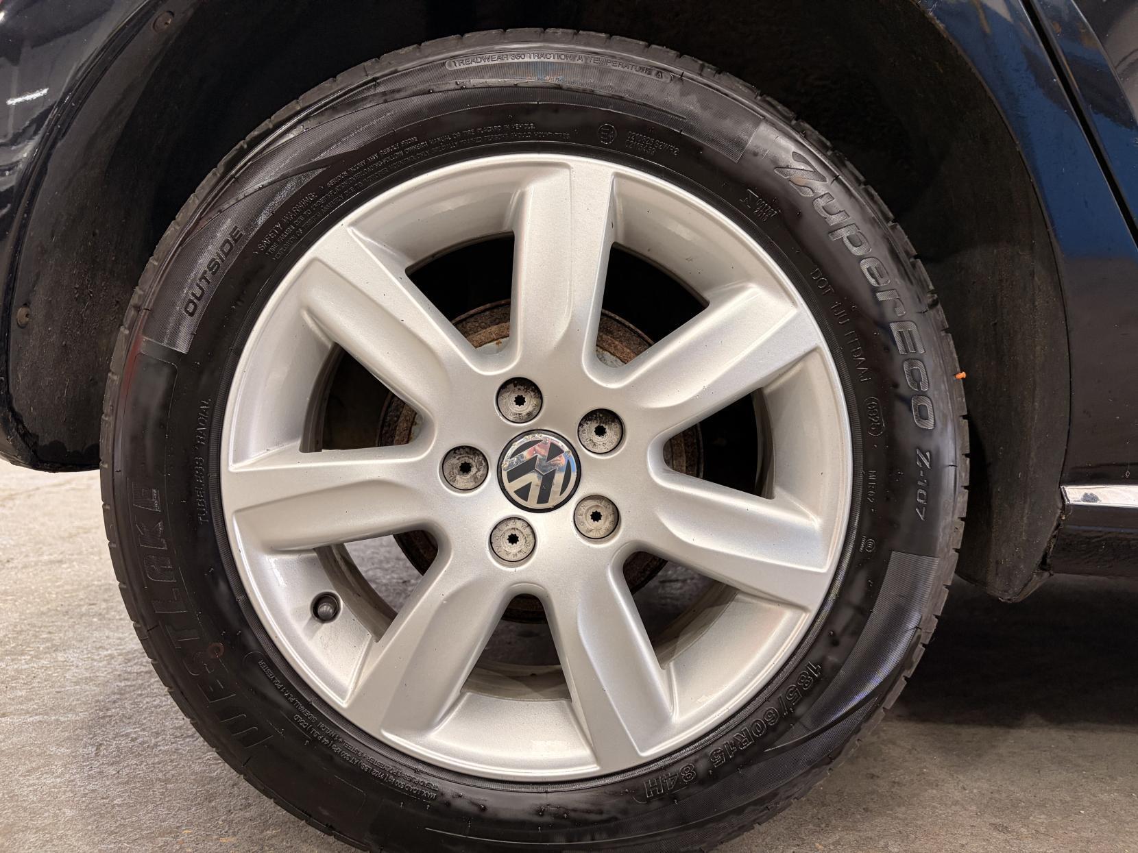 Volkswagen Polo - Image 13