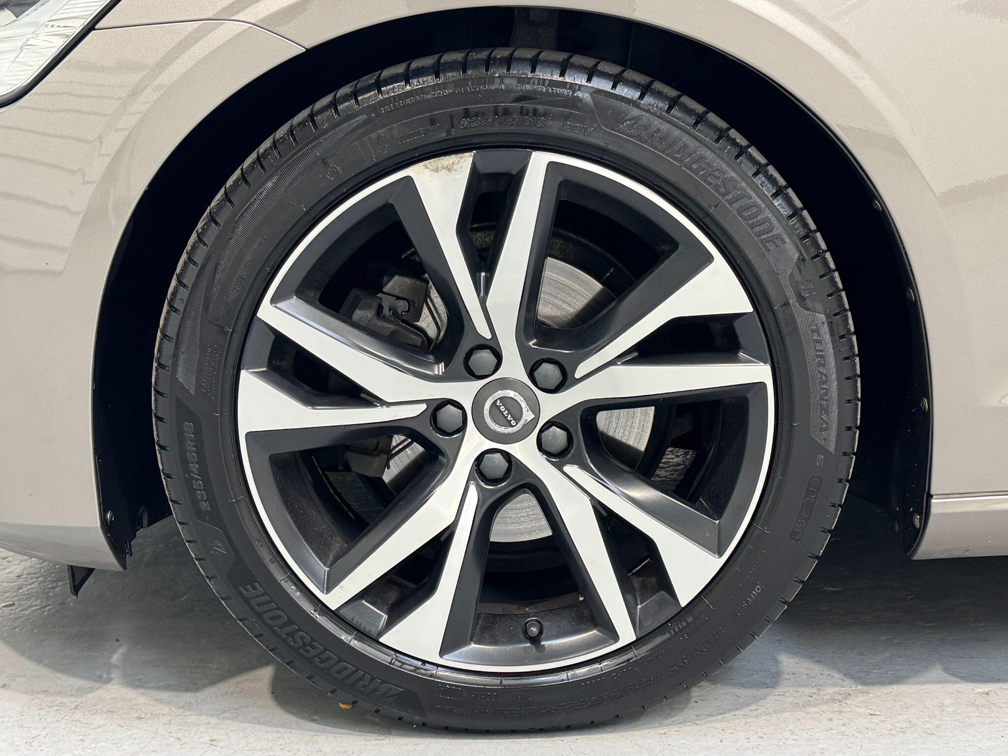 Volvo V60 - Image 29