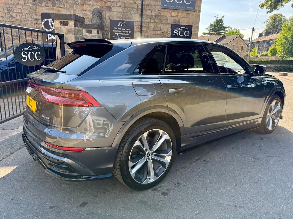 Audi Q8 - Image 10
