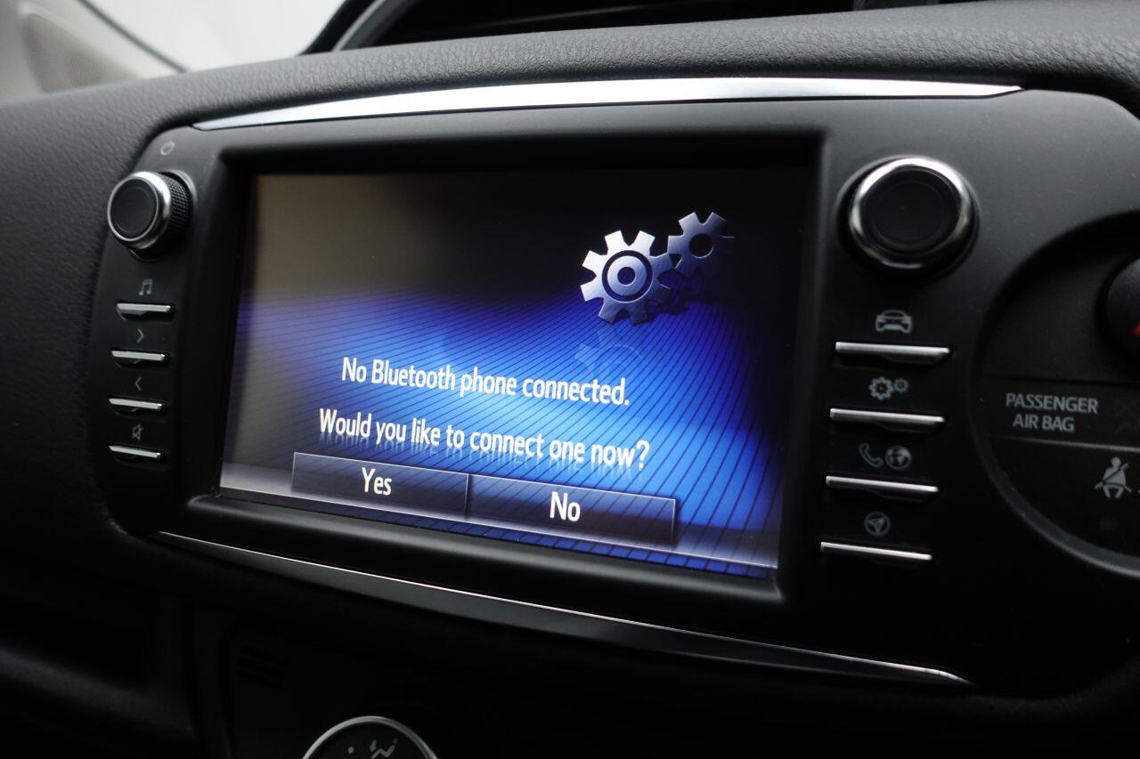 Toyota Yaris - Image 24