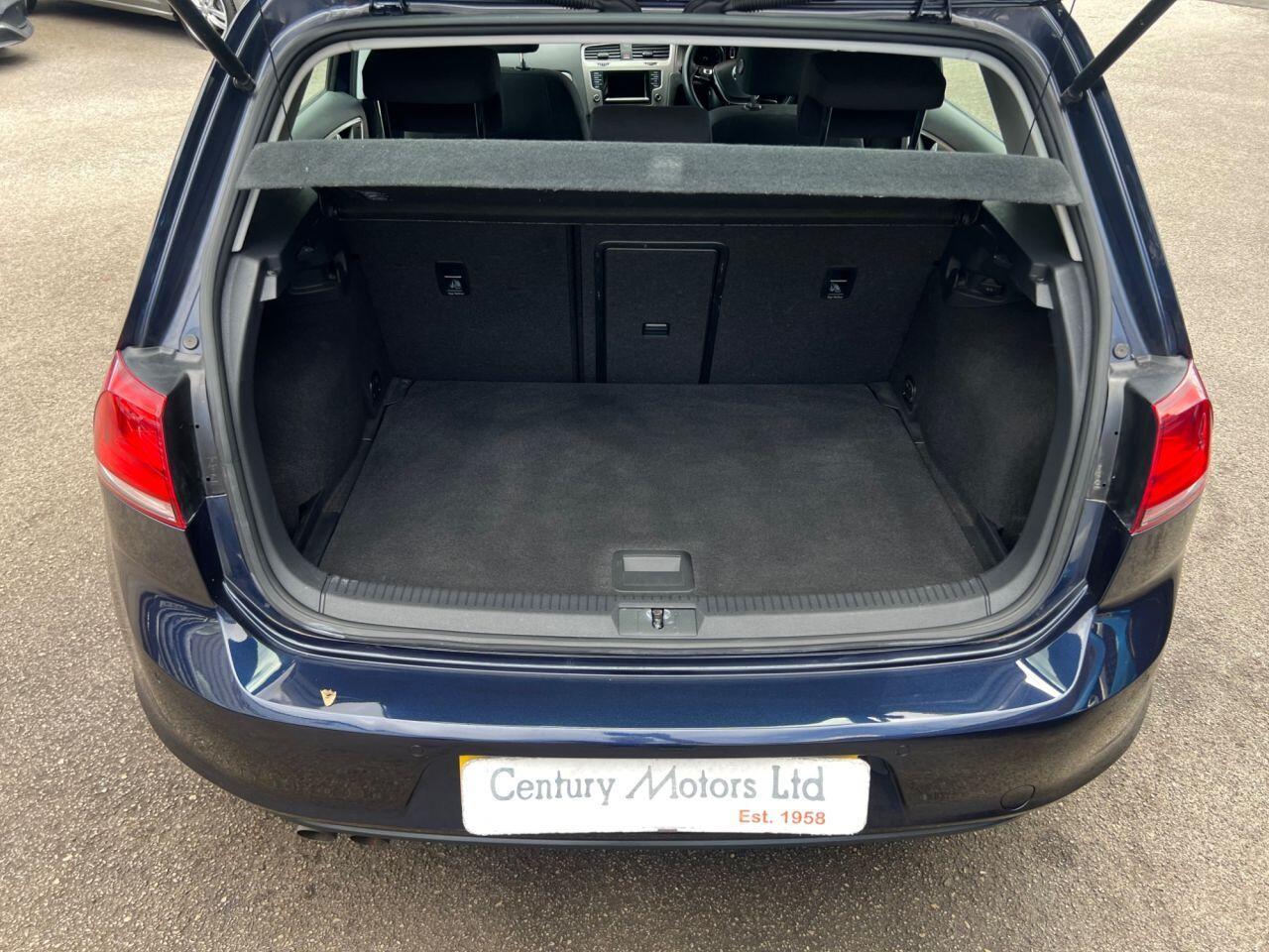 Volkswagen Golf - Image 6