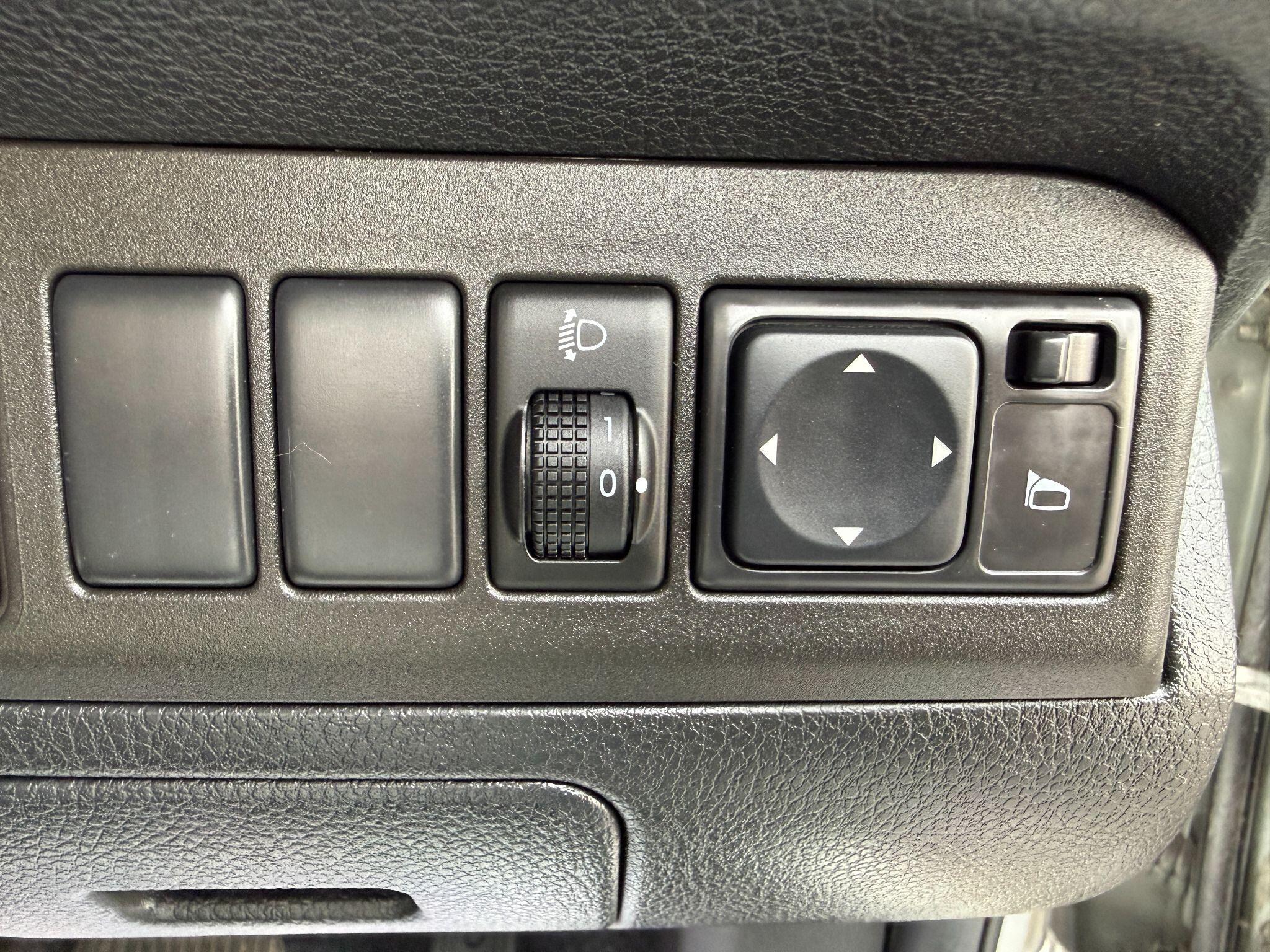 Nissan Note - Image 56