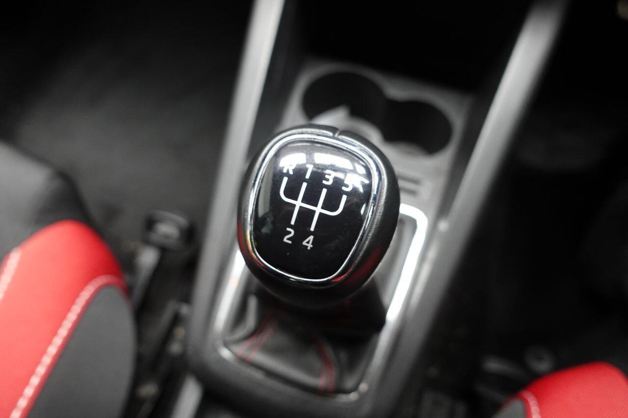 Skoda Fabia - Image 35