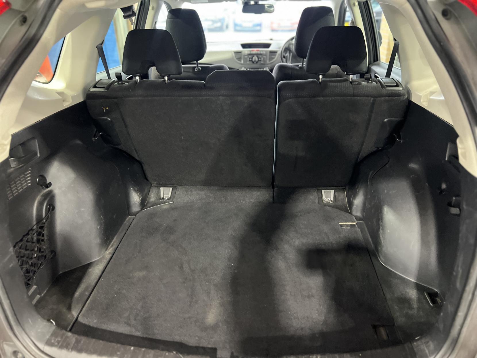 Honda CR-V - Image 10