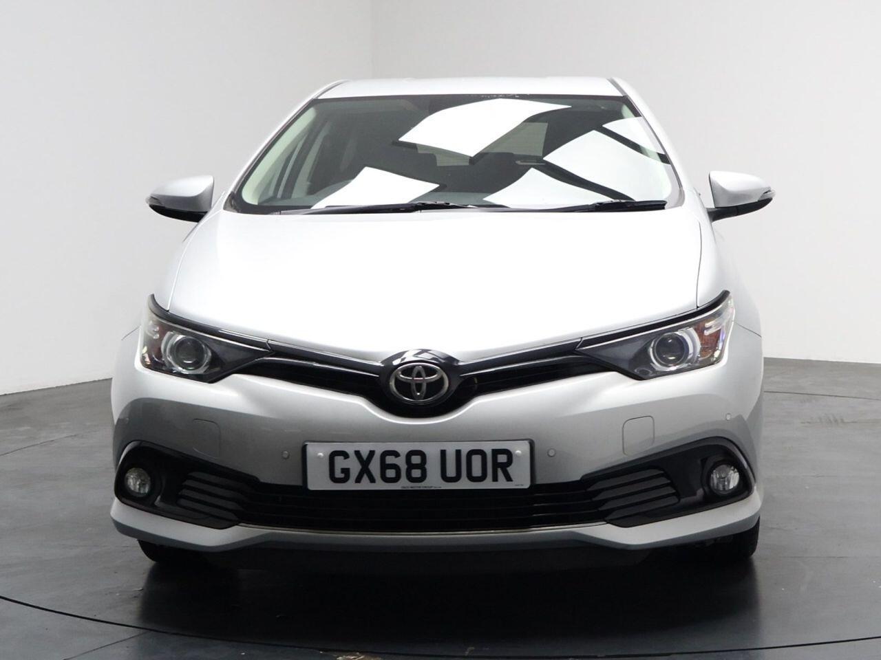 Toyota Auris - Image 6