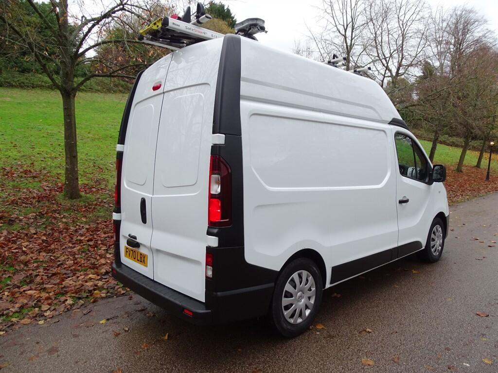 Renault Trafic - Image 5