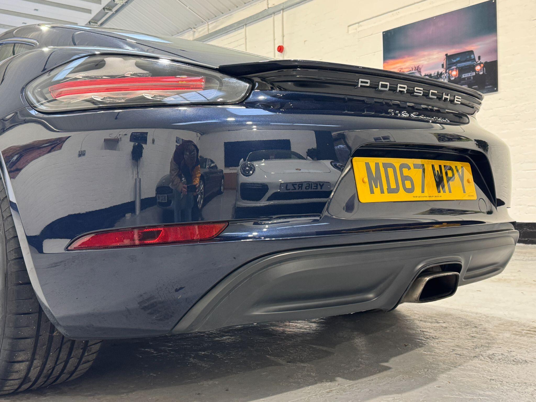 Porsche 718 Cayman - Image 40