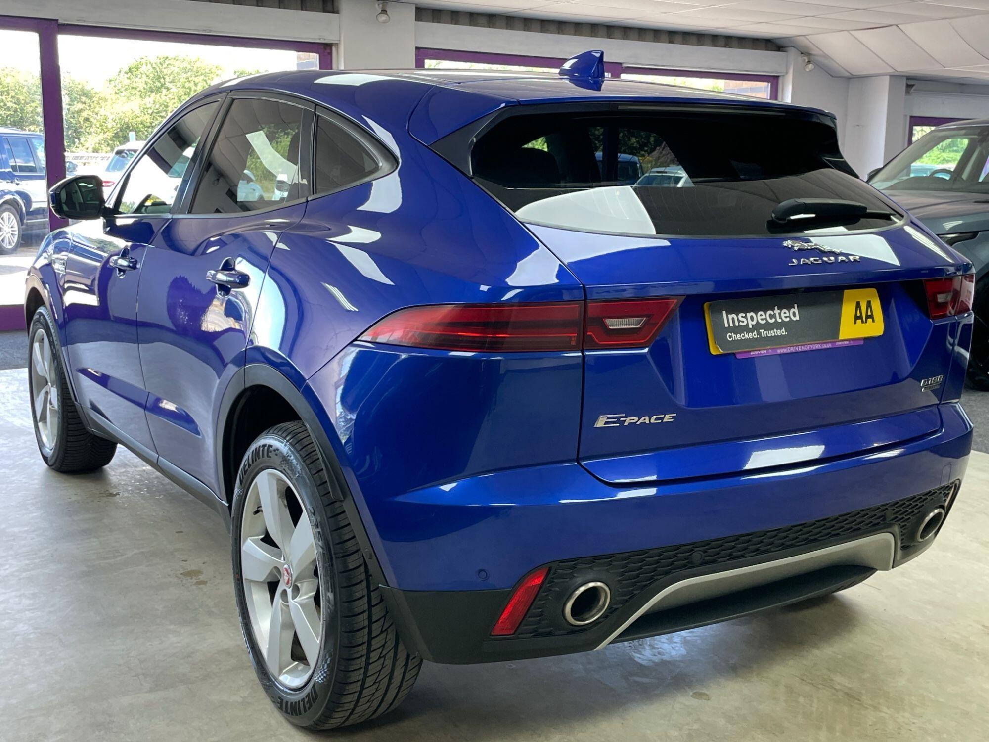 Jaguar E-Pace - Image 9