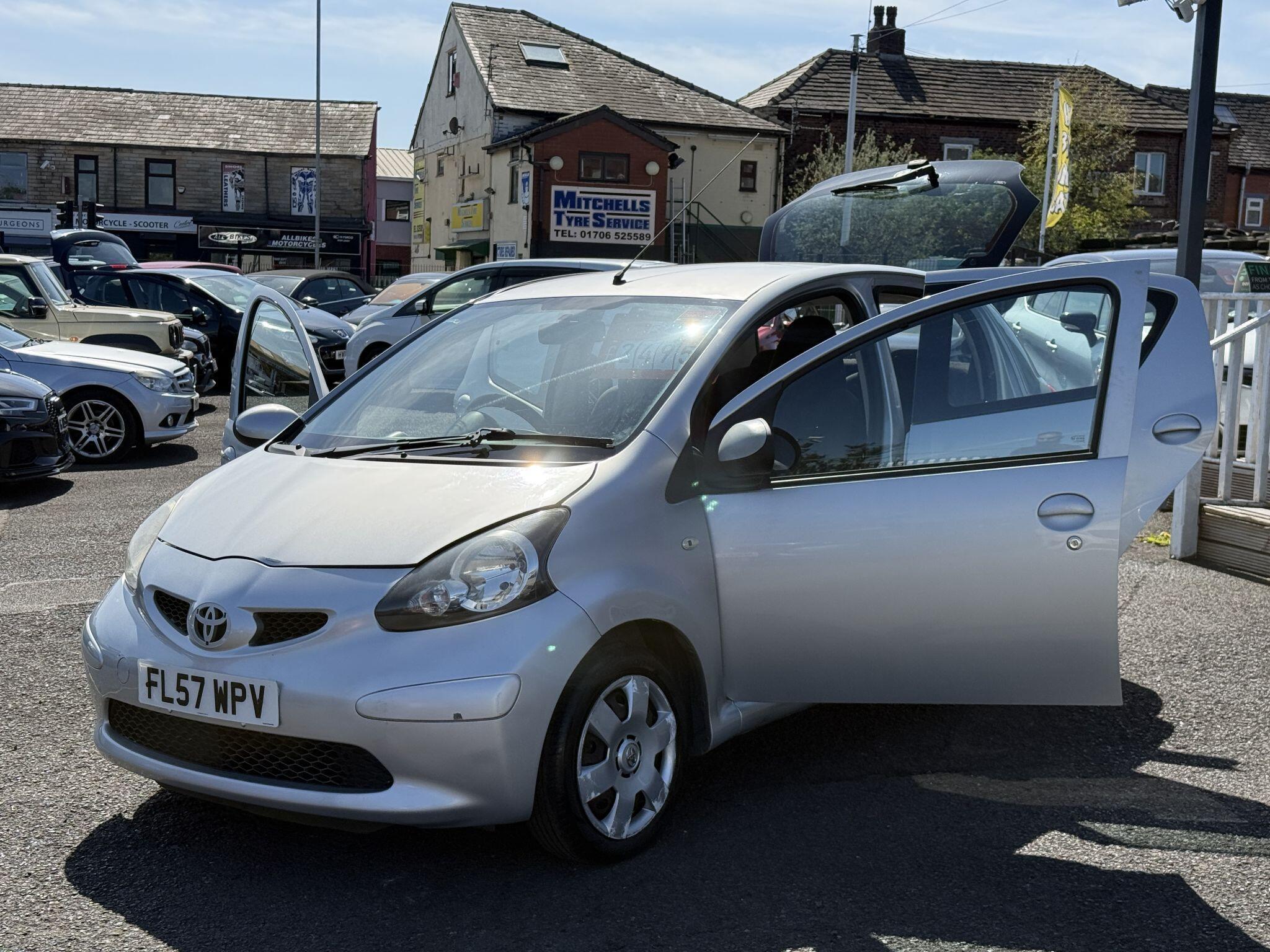 Toyota Aygo - Image 10