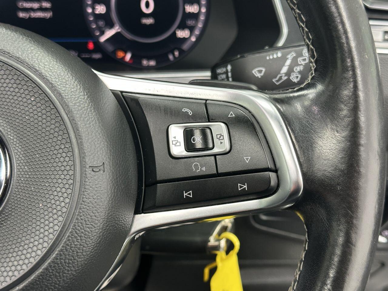 Volkswagen Tiguan - Image 21