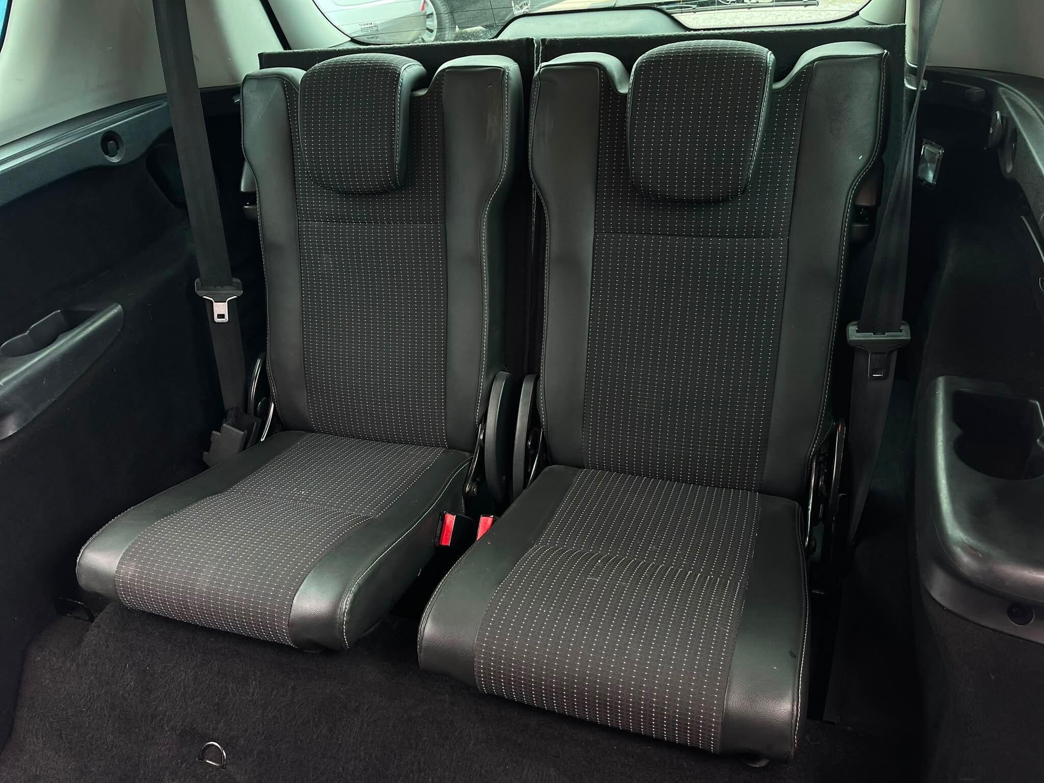 Renault Grand Scenic - Image 11
