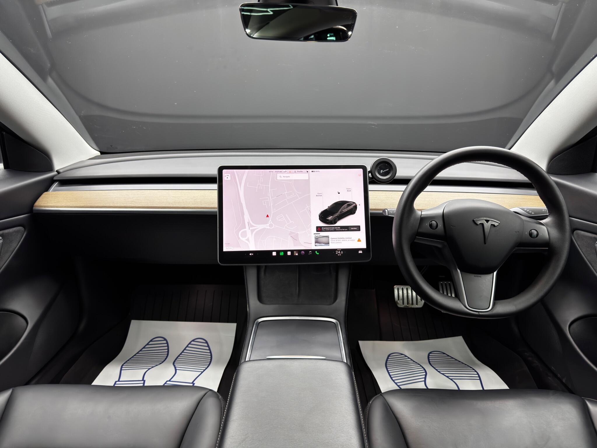 Tesla Model 3 - Image 10