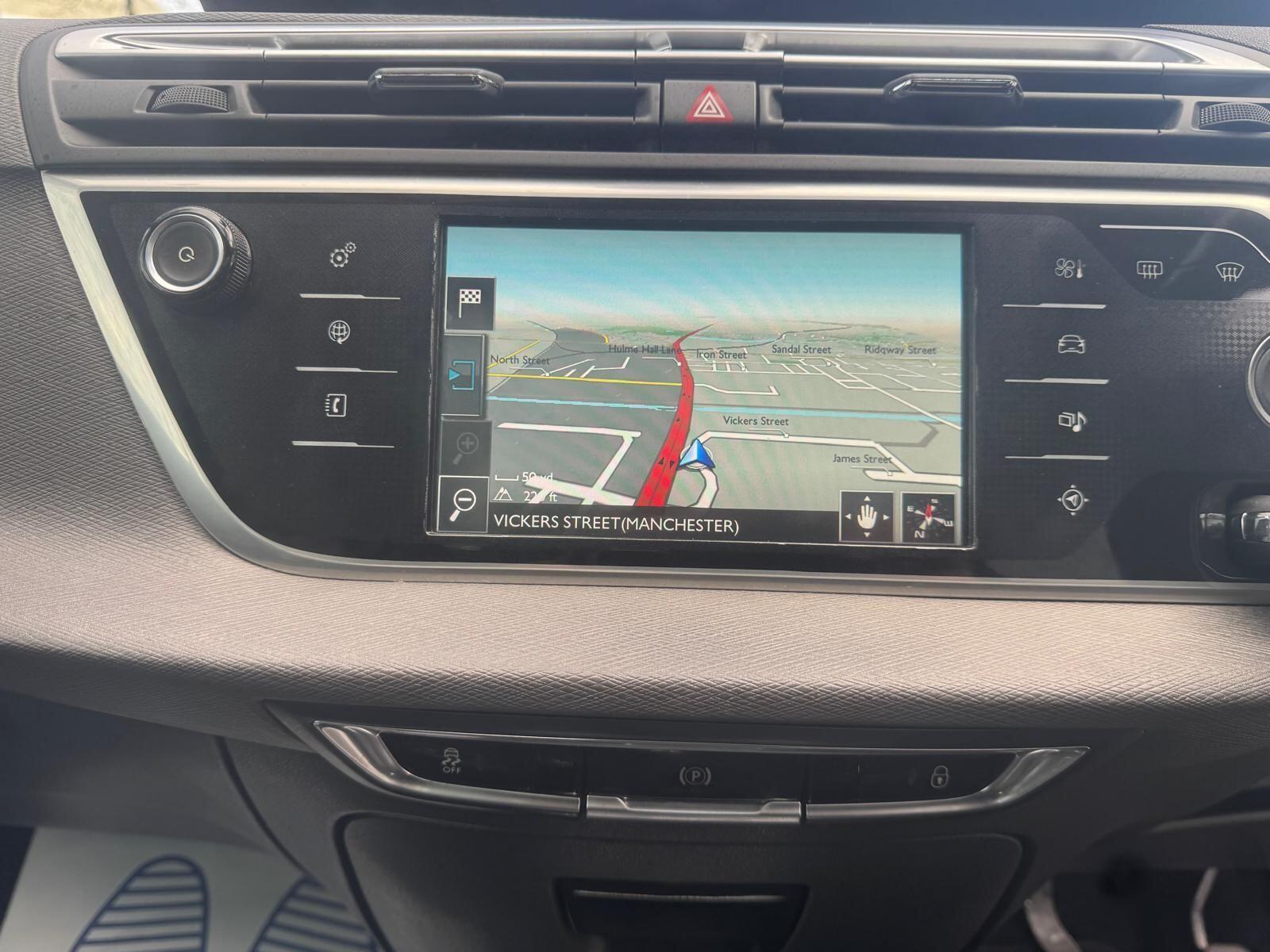 Citroen Grand C4 Picasso - Image 35