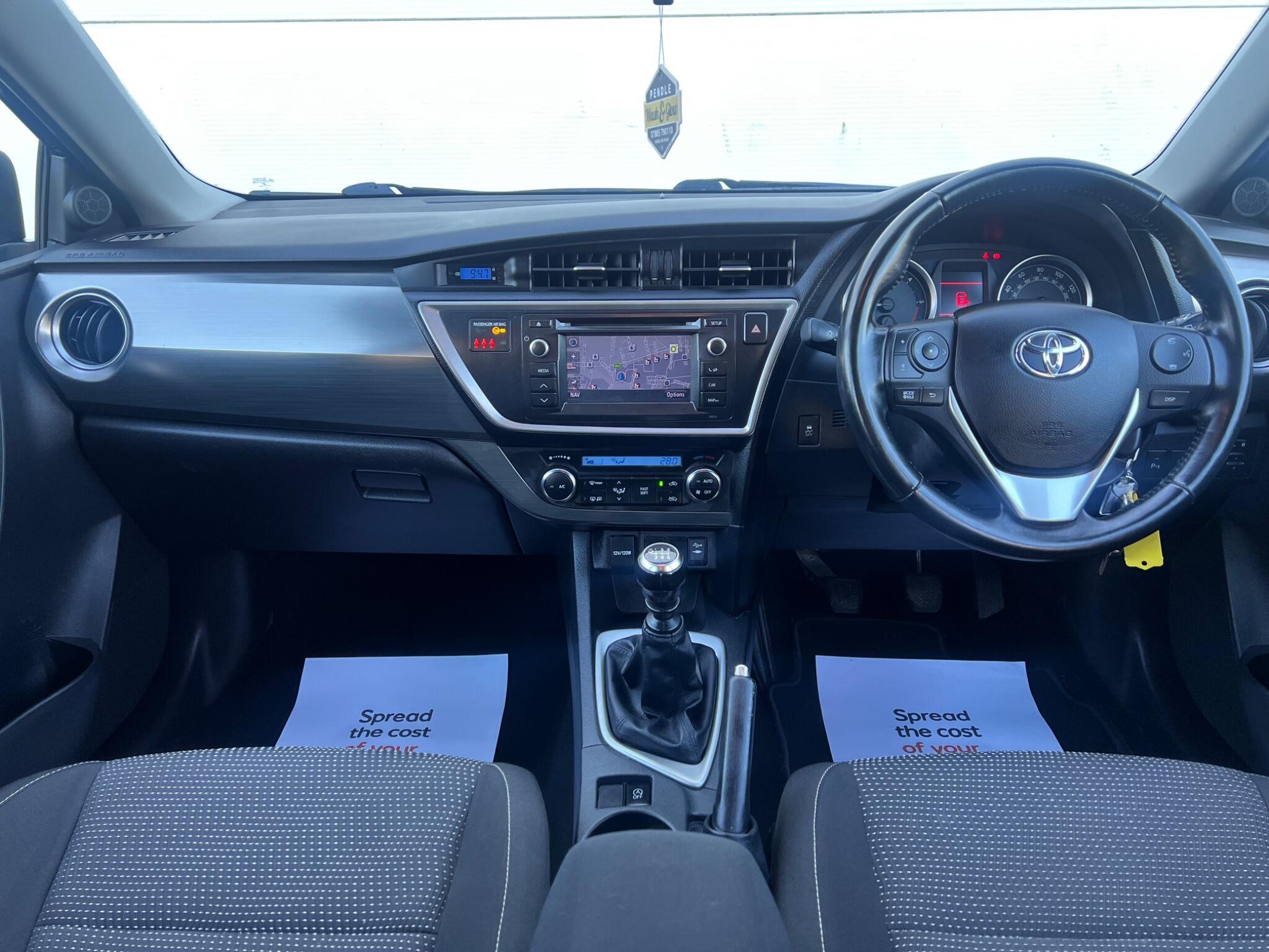 Toyota Auris - Image 26