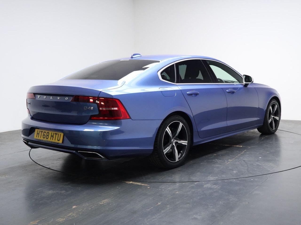 Volvo S90 - Image 12