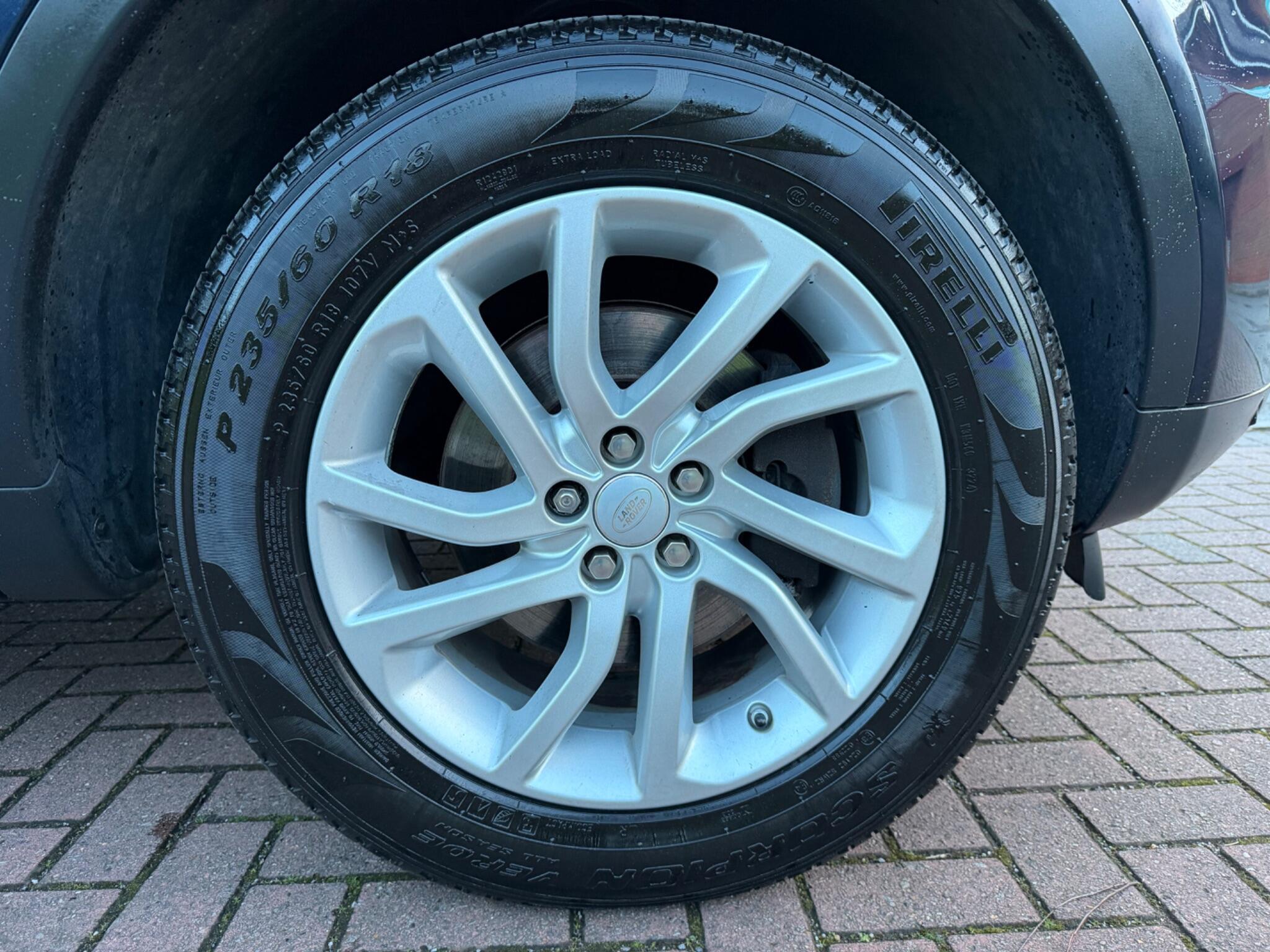 Land Rover DISCOVERY SPORT - Image 20