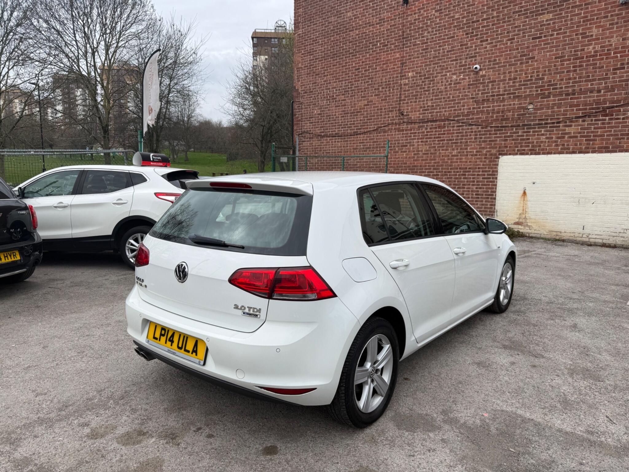 Volkswagen Golf - Image 7