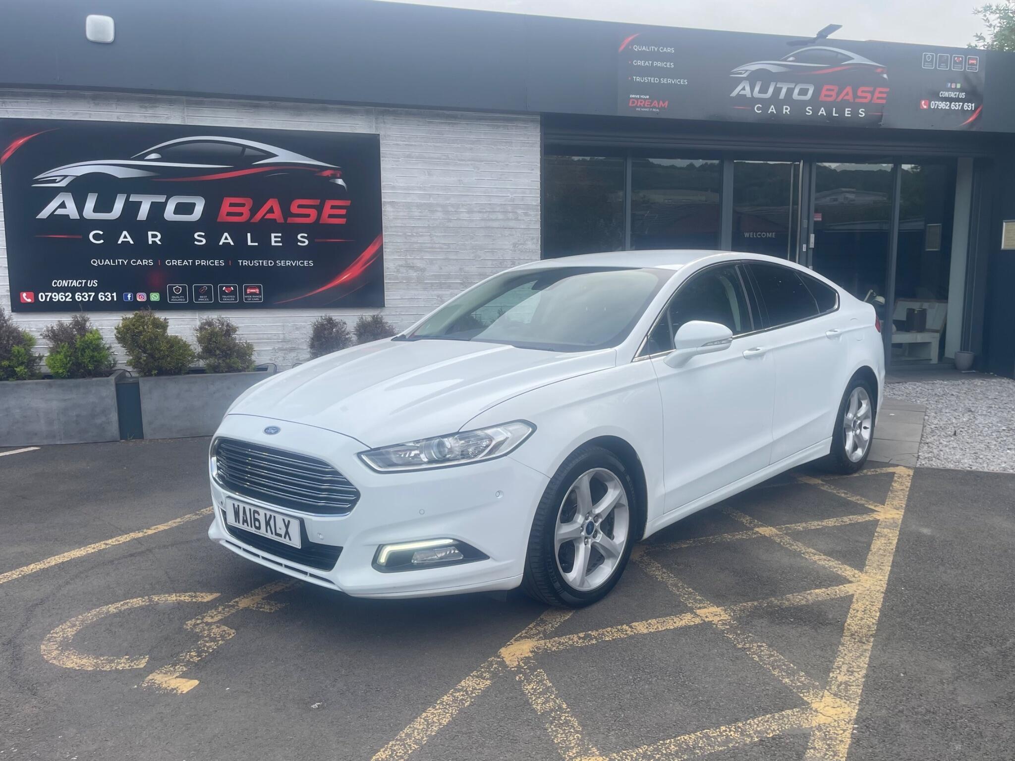 Ford Mondeo - Image 8
