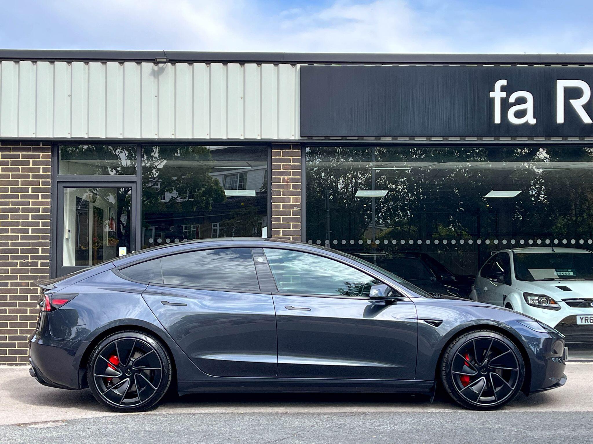 Tesla Model 3 - Image 17