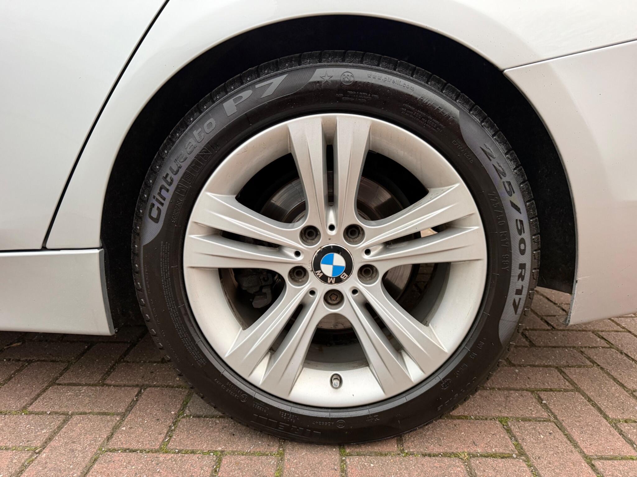 BMW 3 Series - Image 29