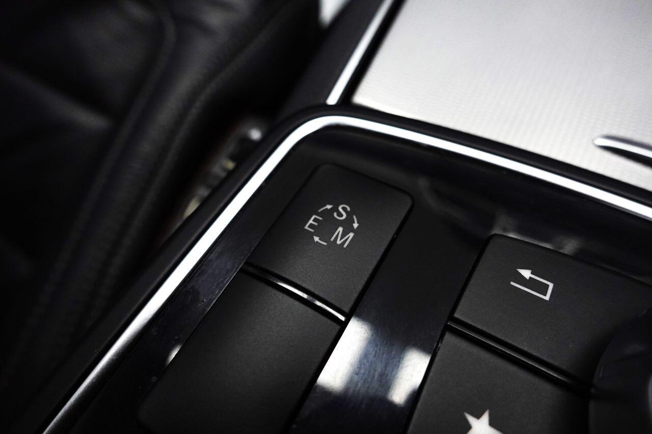 Mercedes-benz E-CLASS - Image 40